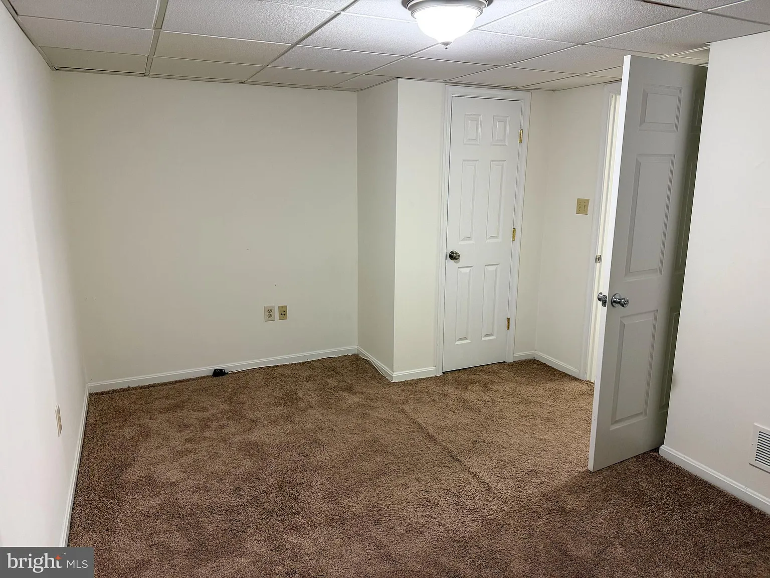 3 bed, 1.5 bath, 1635 sqft, $2,250 — Photo 3