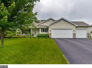 10449 Kalen Dr NE, Hanover, MN 55341