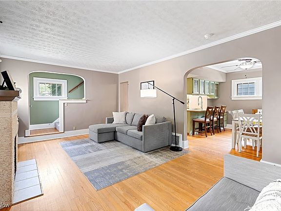 3rd image of 1663 23rd St