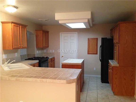 5th image of 7458 Aurora Glow St