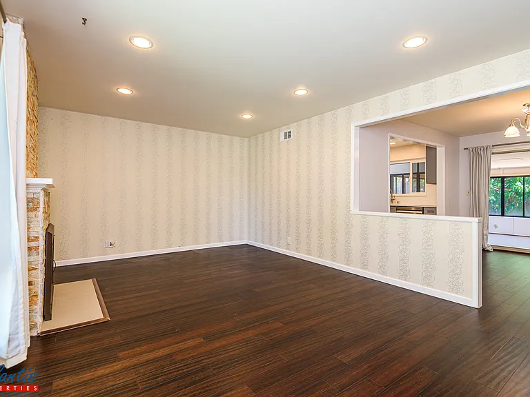 1520 San Joaquin Ave — Photo 4