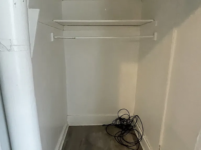 139 N Water Ave #2 — Photo 33