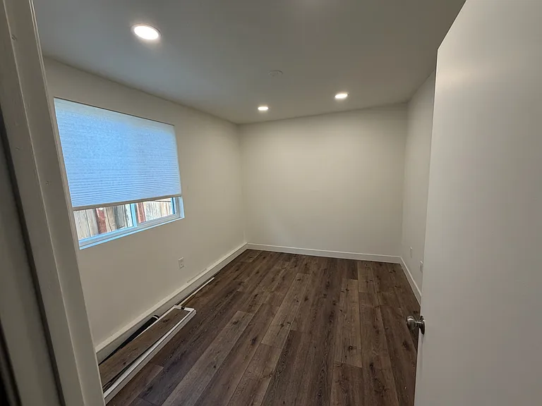 8807 Hebrides Dr — Photo 7