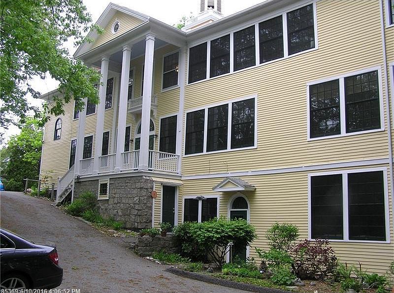 2nd image of 1090 Main St #5