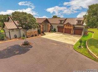 114 Hunters View Cir, Boerne, TX 78006