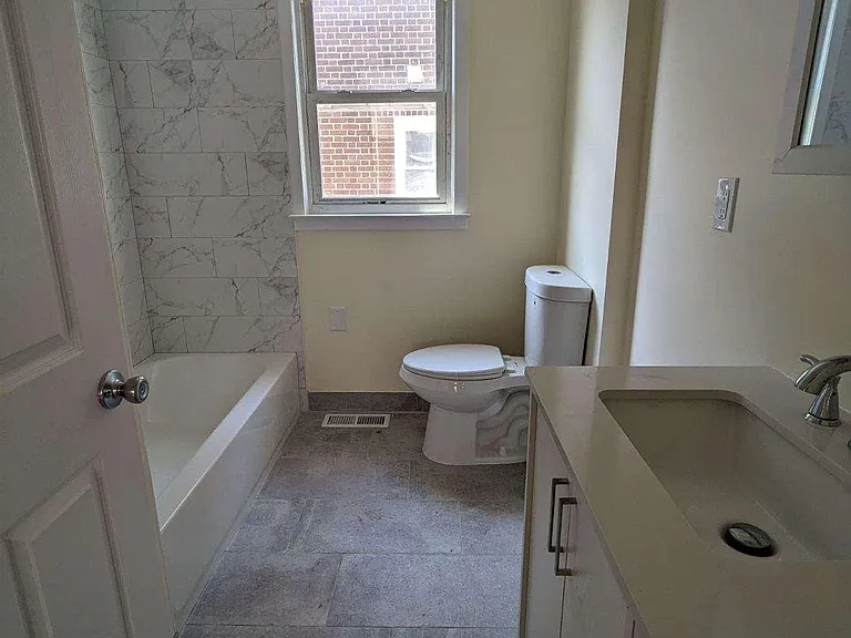 2053 Tyler St #1 — Photo 8