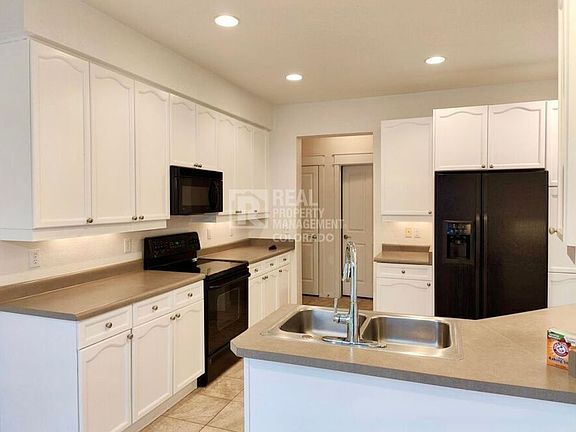 3rd image of 2550 Winding River Dr Unit C1