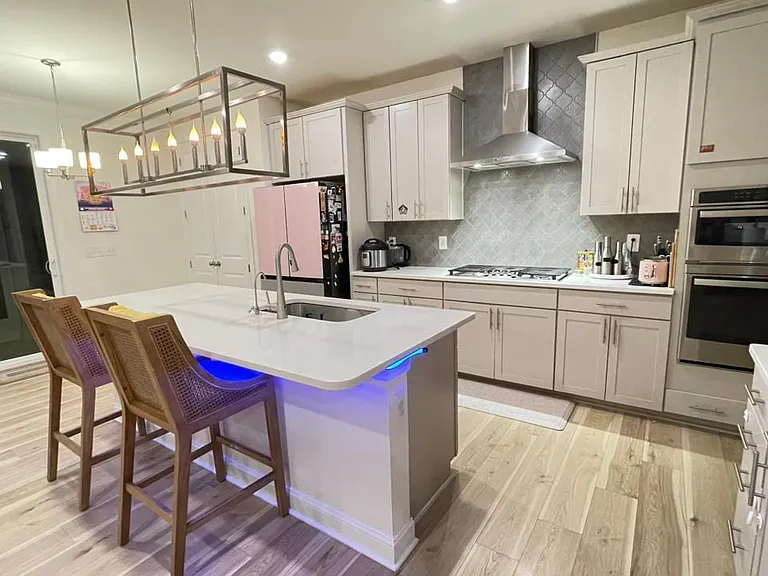 2523 Hutch Ln #1 — Photo 11