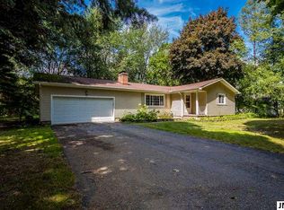 6530 S Jackson Rd, Jackson, MI 49201