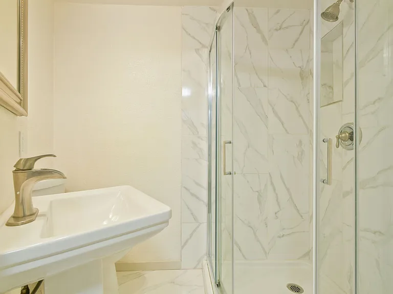 7079 S Curtice St #BASEMENT — Photo 11