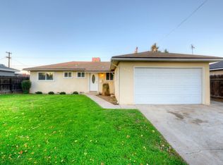 811 W Alamos Ave, Clovis, CA 93612