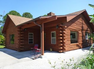 4075 Berry Rd, Grant Valkaria, FL 32949