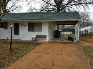 852 Weedel Dr, Arnold, MO 63010