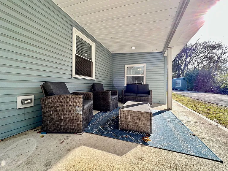 6195 Kalbfleisch Rd — Photo 32
