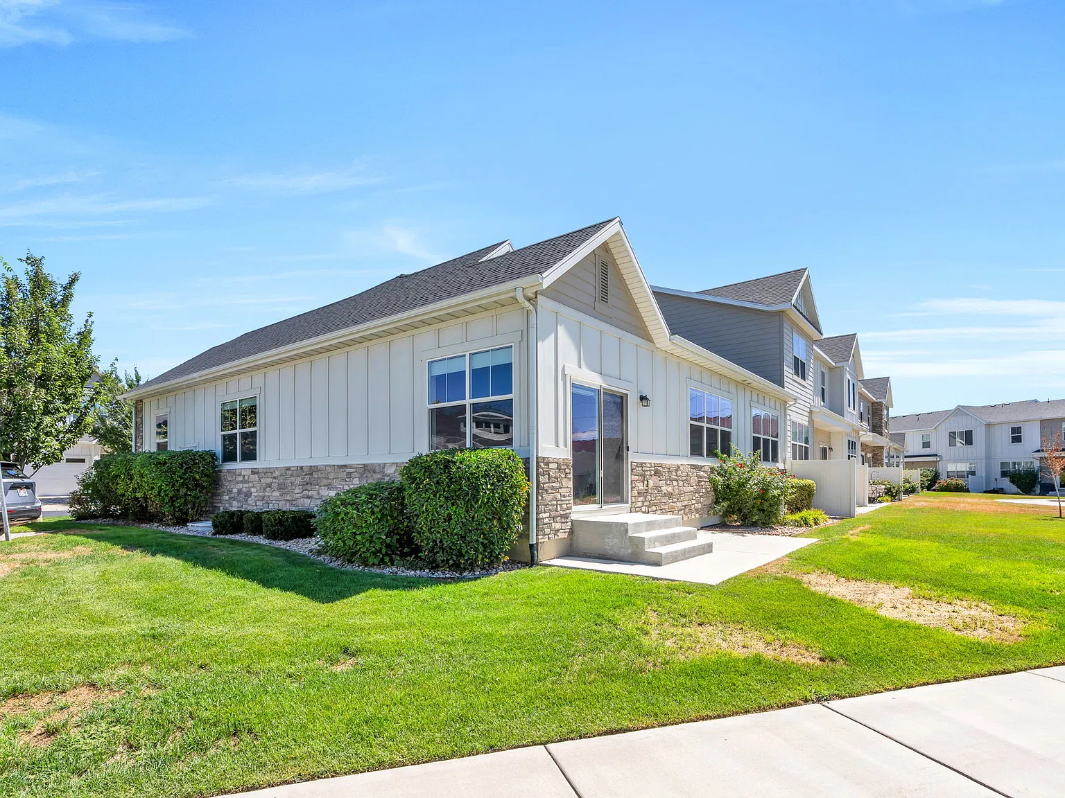 11736 S Nigel Peak Ln — Photo 3