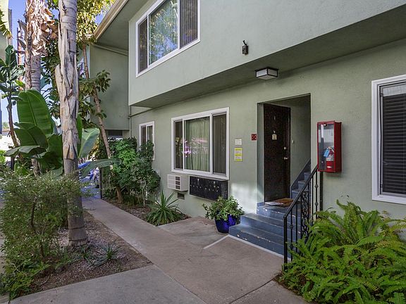 5th image of 1953 Cheremoya Ave #4