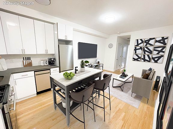 2nd image of 214 W 96th St APT 2G