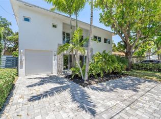 720 NE 17th Rd, Fort Lauderdale, FL 33304