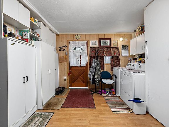 3rd image of 1001 45th St