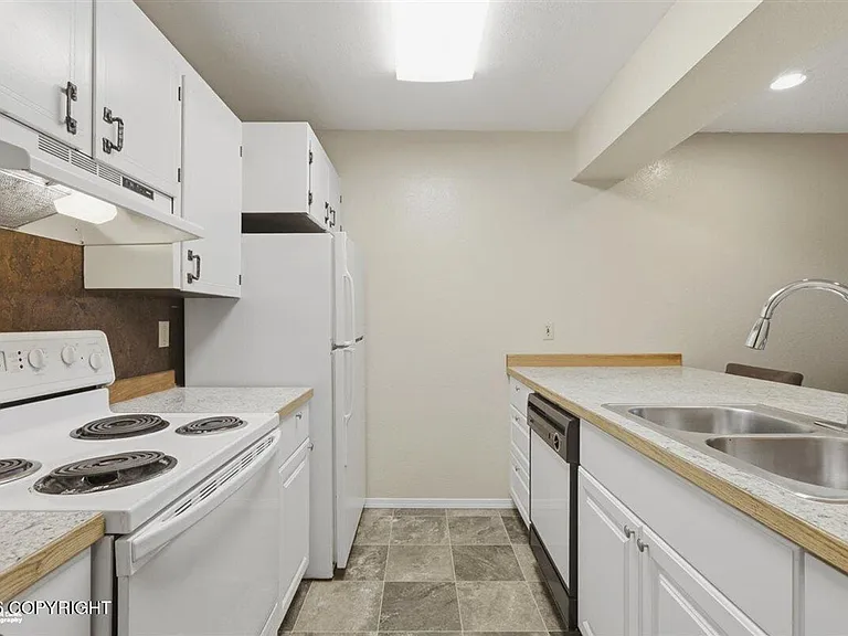4333 San Ernesto Ave #W307 — Photo 9