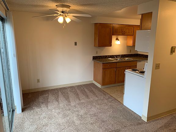 3rd image of 3005 St Johns Blvd APT 11
