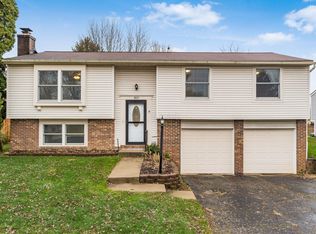 8835 Seabright Dr, Powell, OH 43065