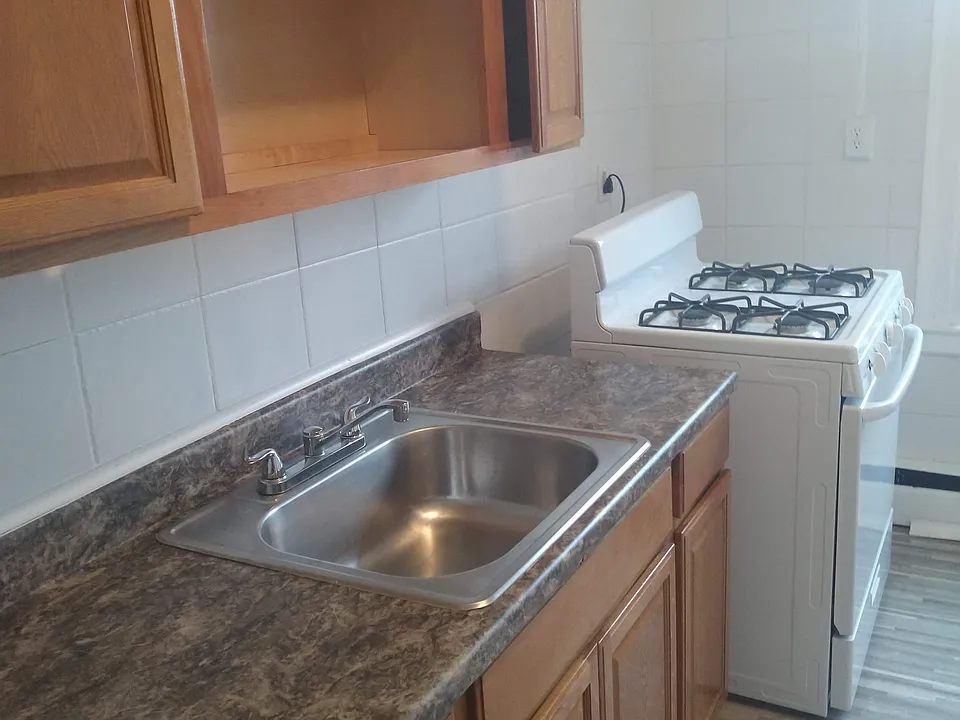 701 Howard Ave #42A