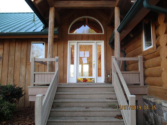 3rd image of 341 Barbara Dr