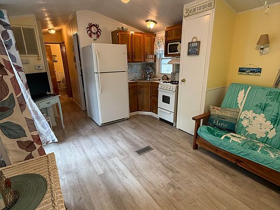 4th image of 515 Corson Tavern Rd