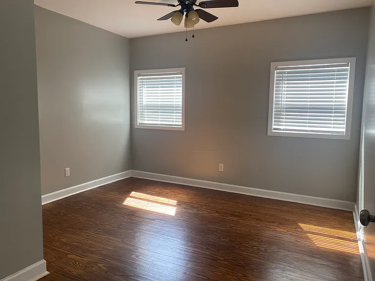 1310 N Clark St — Photo 8