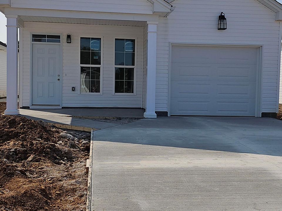 LOT 115 Jockey Subdivision Hopkinsville, KY, 42240 Apartments for