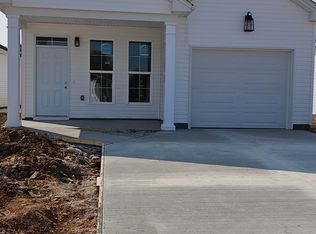 211 Blueberry Ct, Hopkinsville, KY 42240