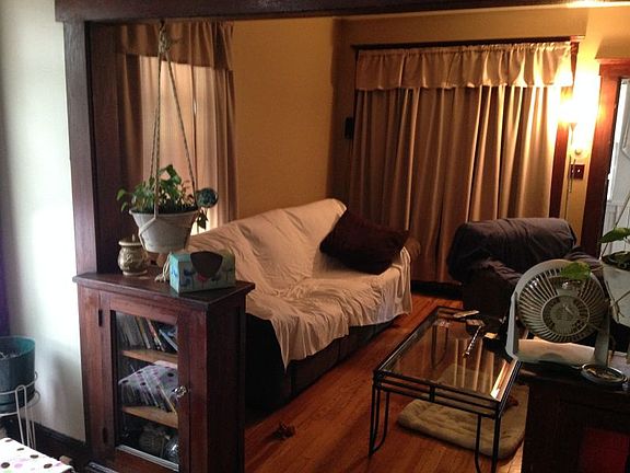 1st floor living room