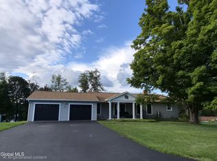 5 Washington Drive, Troy, NY 12180