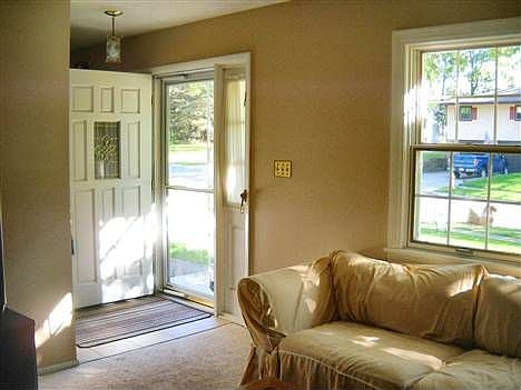 2nd image of 626 Woodsfield Dr