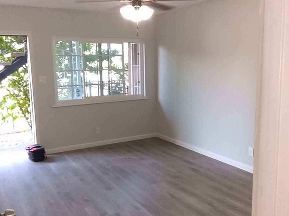 5th image of 3600 W 139th St APT F