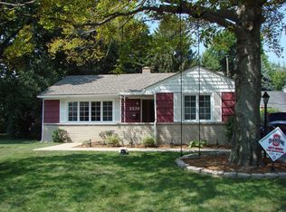 2238 Swansea Rd, Columbus, OH 43221