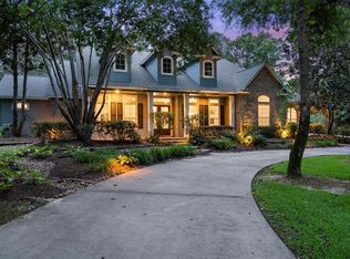 10715 Crestwater Cir, Magnolia, TX 77354