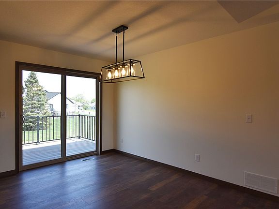 5th image of 1619 Scott Road