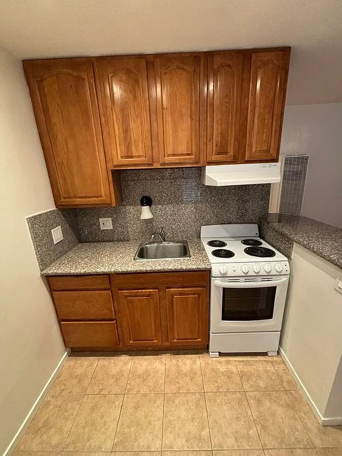 Charming Adams Point Apartment Steps from Lake Merritt! — Photo 1