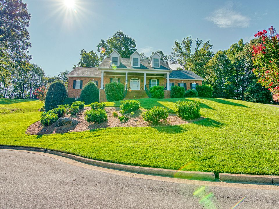 1st image of 6 High Meadow Ct