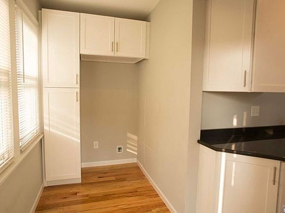 5th image of 27 Williams Ave