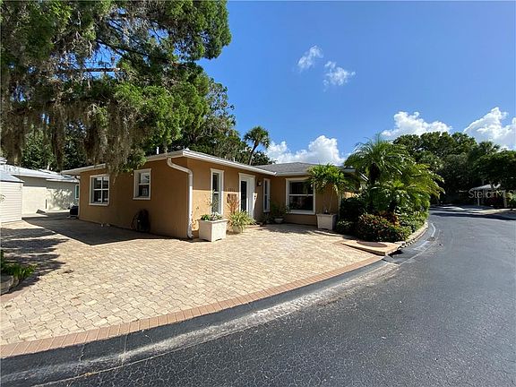 2nd image of 1211 Moonmist Cir #P-9
