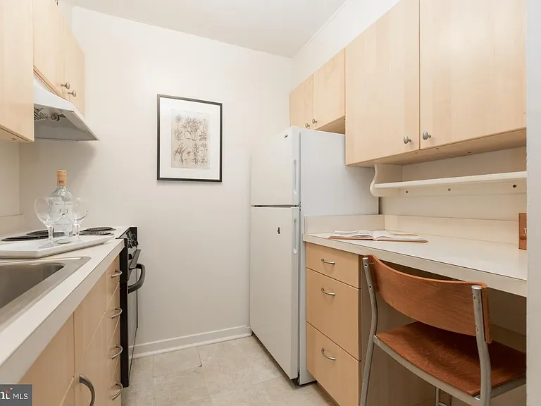 224 W Rittenhouse Sq #30-602 — Photo 4
