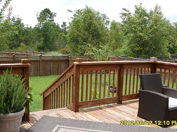 2nd image of 15379 Meadow Brook Ct