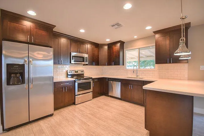 Building Photo - 8726 E Montebello Ave