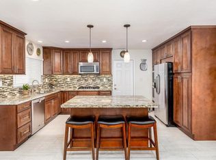 1263 San Pablo Dr, San Marcos, CA 92078
