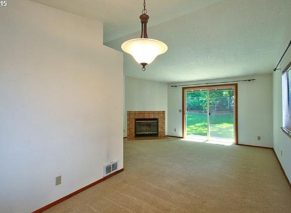 5th image of 9507 NE 19th St
