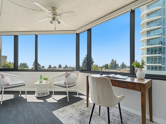 5th image of 1480 Foster St #303