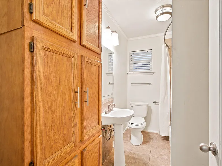 5005 Lyons Ave — Photo 13